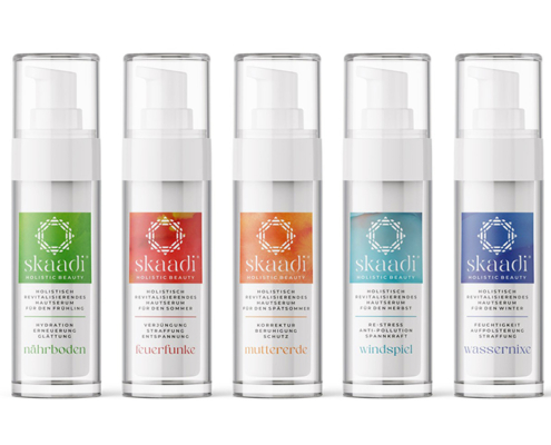Alle 5 skaadi® Elementra Seren als Bundle nebeneinander aufgereiht auf weißem Hintergrund